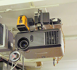 DIY Motion Platform Articulated Projector